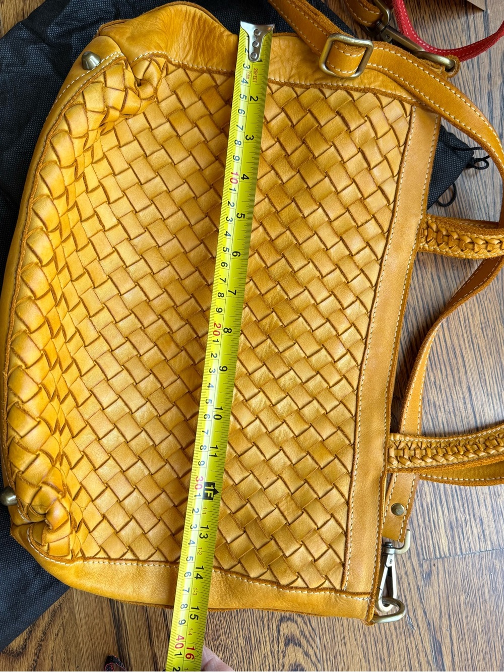 Italian Elegant Woven Leather Bag - Mustard Yellow - Picture 7 of 7